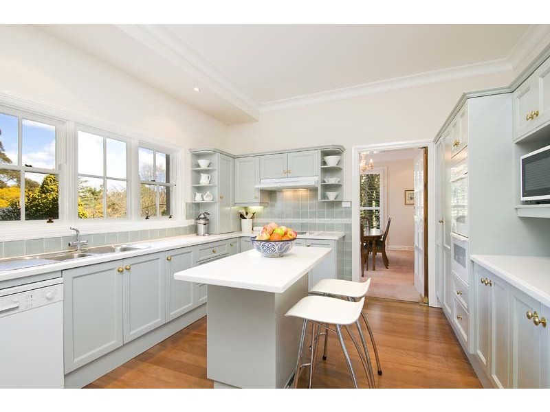 32 Cherry Street, Warrawee NSW 2074