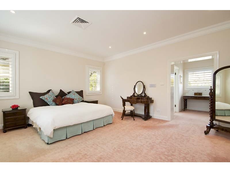 32 Cherry Street, Warrawee NSW 2074