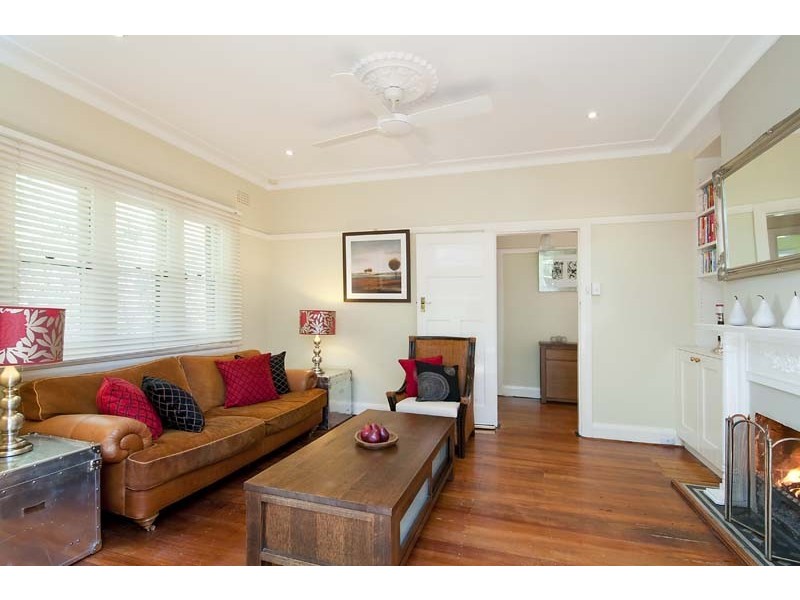 77 Bobbin Head Road, Turramurra NSW 2074