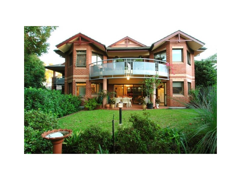 1/3 Telegraph Road, Pymble NSW 2073