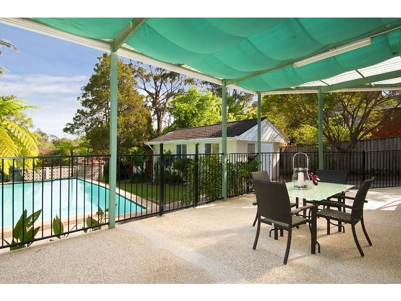 11 Canberra Avenue, Turramurra NSW 2074
