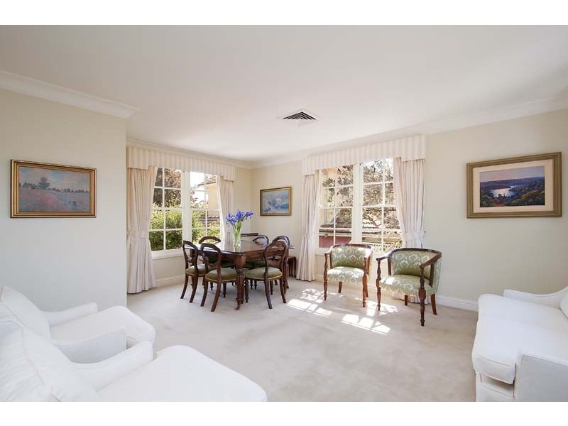19 Selwyn Street, Pymble NSW 2073