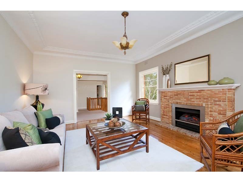 2 Blytheswood Avenue, Warrawee NSW 2074