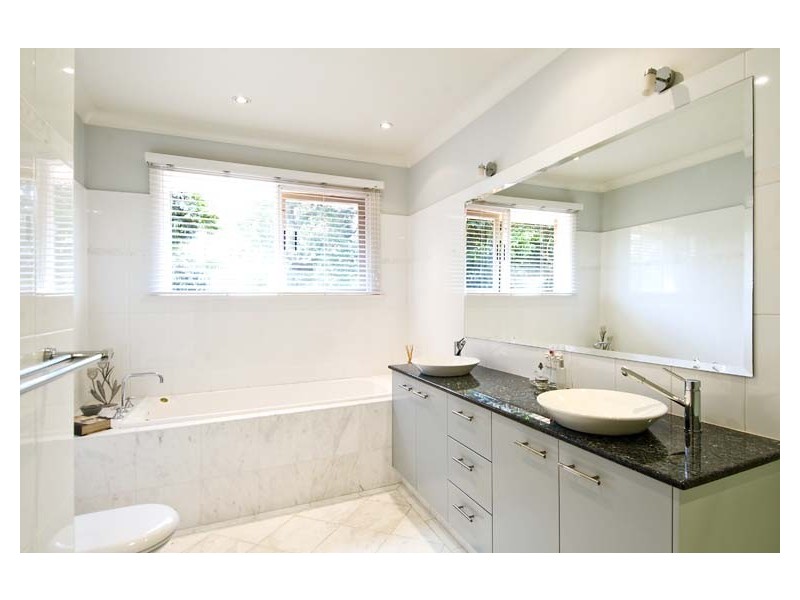 18 Kintore Street, Wahroonga NSW 2076