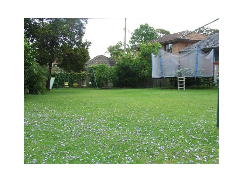 18 Malory Avenue, West Pymble NSW 2073