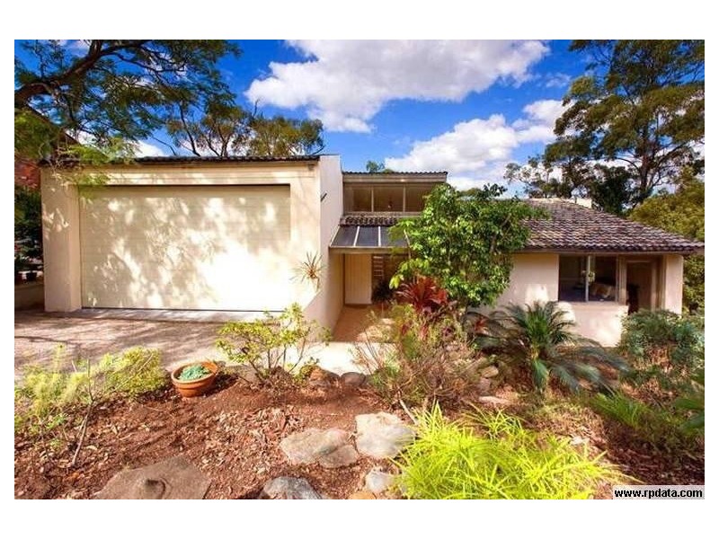 17 Ravenhill Road, Turramurra NSW 2074