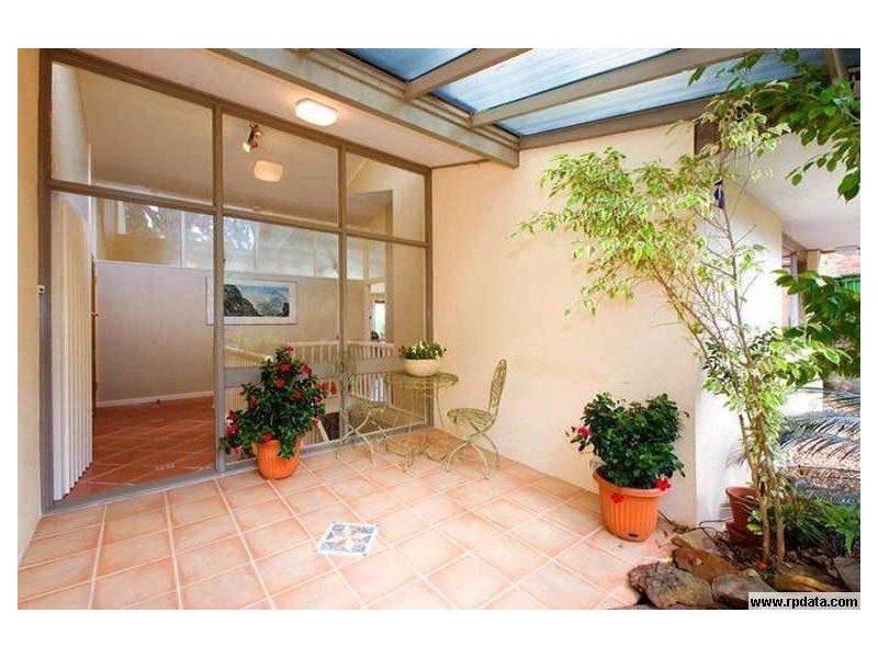 17 Ravenhill Road, Turramurra NSW 2074