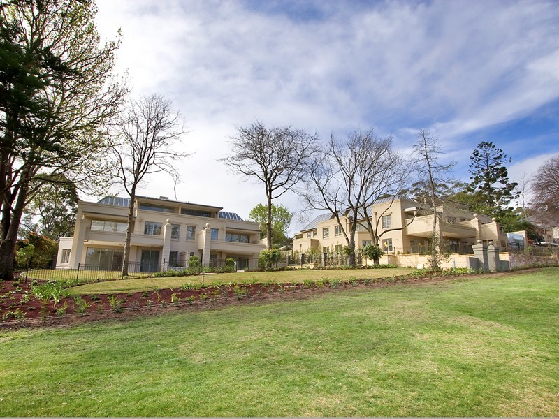 64 Killeaton STREET, St Ives NSW 2075