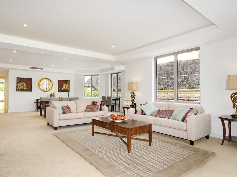 64 Killeaton STREET, St Ives NSW 2075