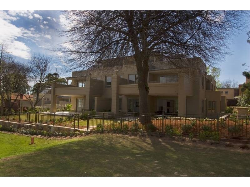64 Killeaton STREET, St Ives NSW 2075