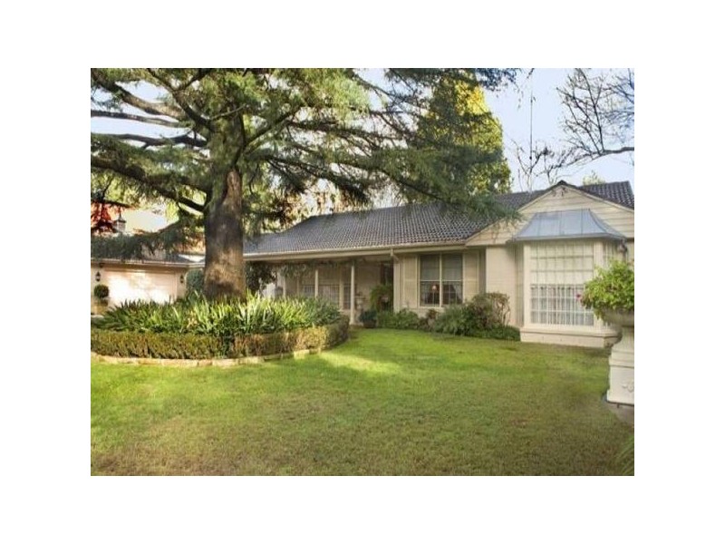 Braeside
STREET, Wahroonga NSW 2076