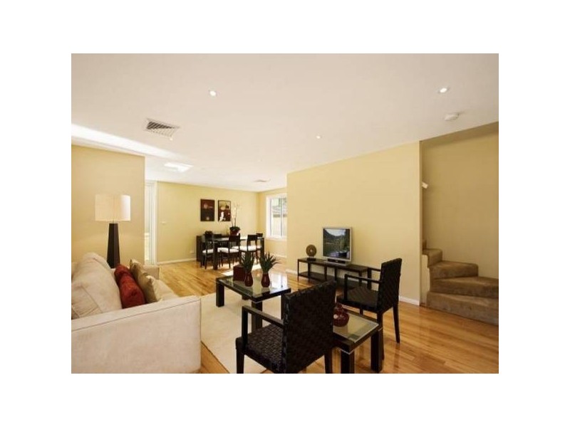 2B Greendale Avenue, Pymble NSW 2073