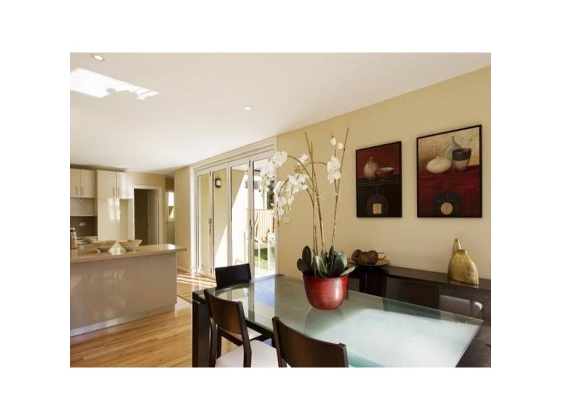 2B Greendale Avenue, Pymble NSW 2073