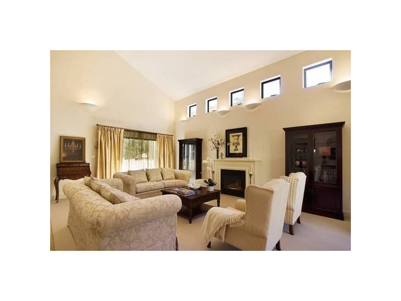 Kenthurst Road, St Ives NSW 2075