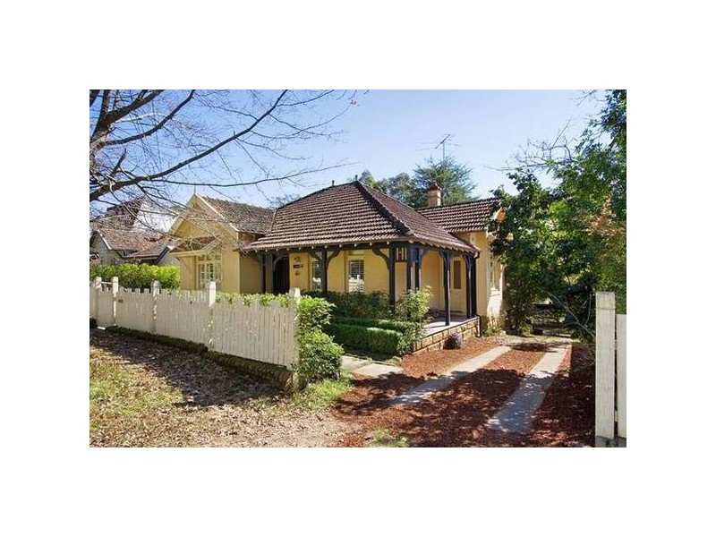 Hastings Street, Warrawee NSW 2074