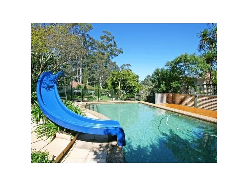 2 Oswald Close, Warrawee NSW 2074