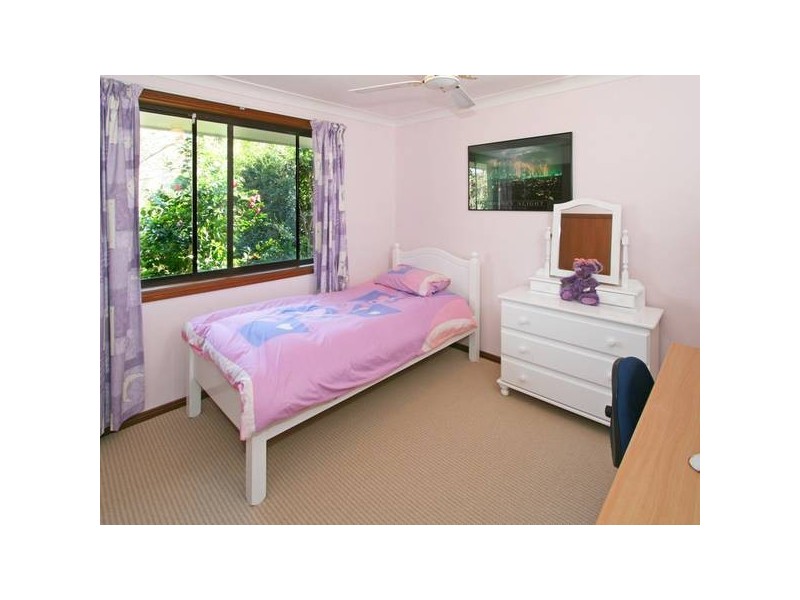 2 Oswald Close, Warrawee NSW 2074