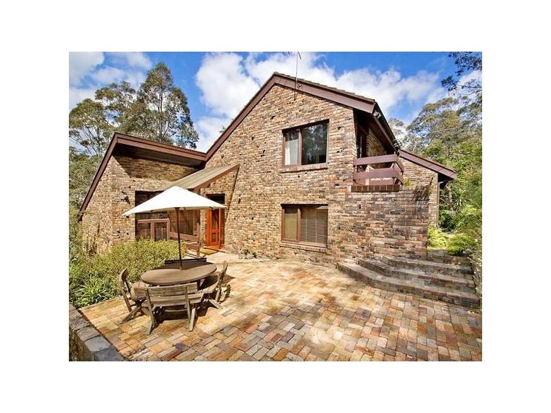 18 Marshall Avenue, Warrawee NSW 2074