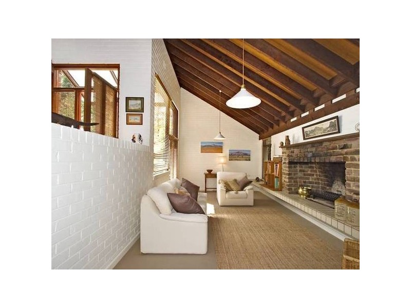18 Marshall Avenue, Warrawee NSW 2074