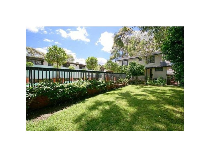 36 Yarralumla Avenue, St Ives NSW 2075