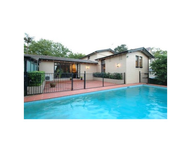 4 Hastings Road,, Warrawee NSW 2074