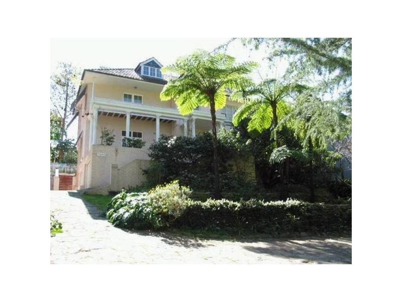 17 Livingstone Avenue, Pymble NSW 2073