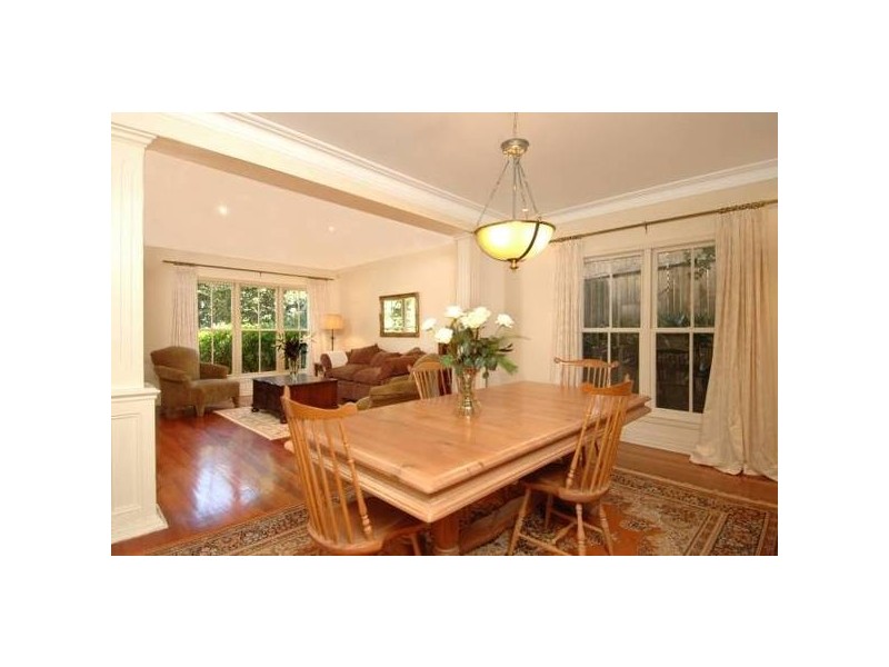 17 Tennyson Avenue, Turramurra NSW 2074