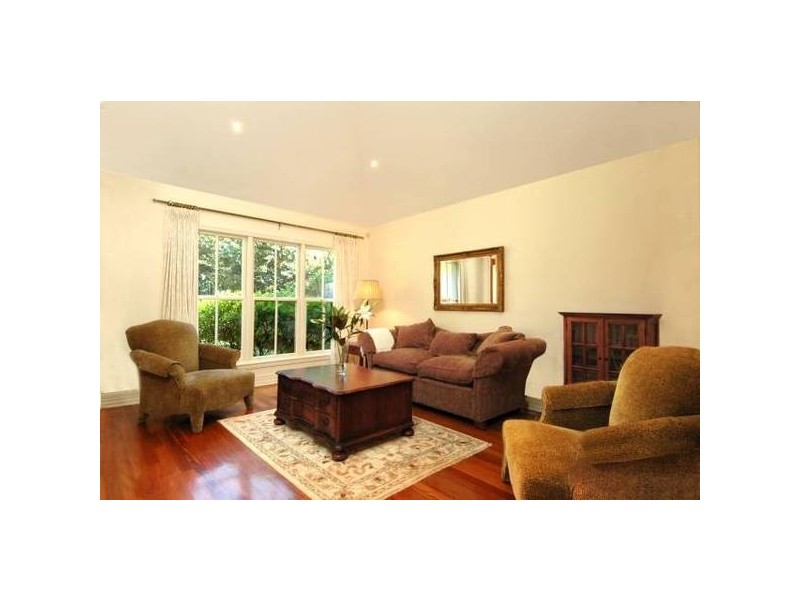 17 Tennyson Avenue, Turramurra NSW 2074