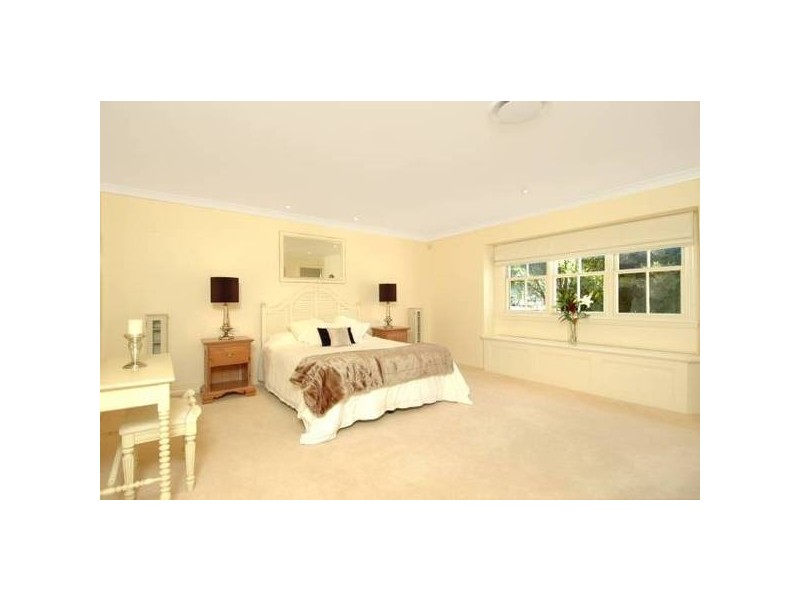 17 Tennyson Avenue, Turramurra NSW 2074