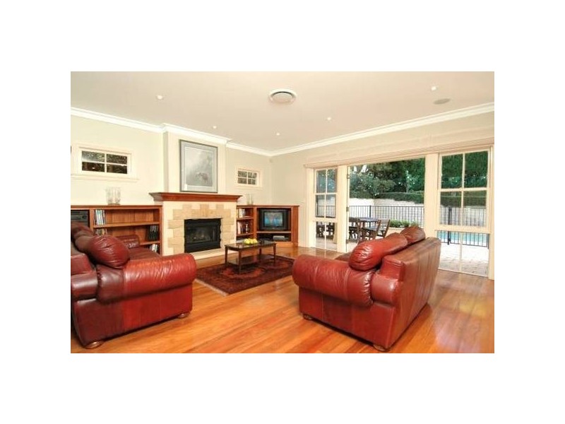 17 Tennyson Avenue, Turramurra NSW 2074