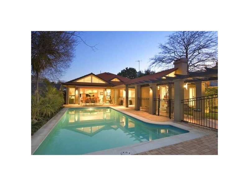 20A Chilton Parade, Warrawee NSW 2074