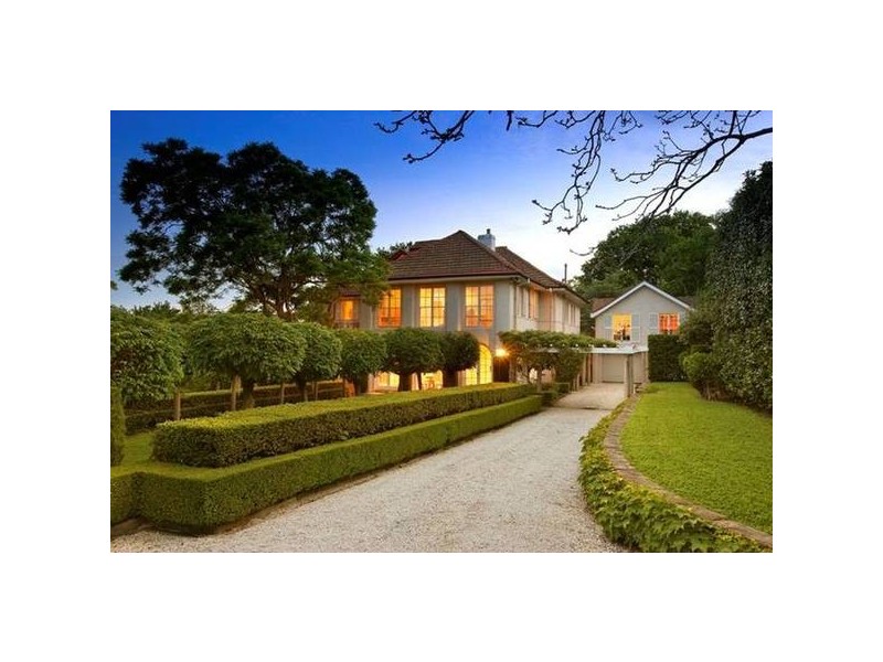 41 Ku-ring-gai Avenue, Turramurra NSW 2074