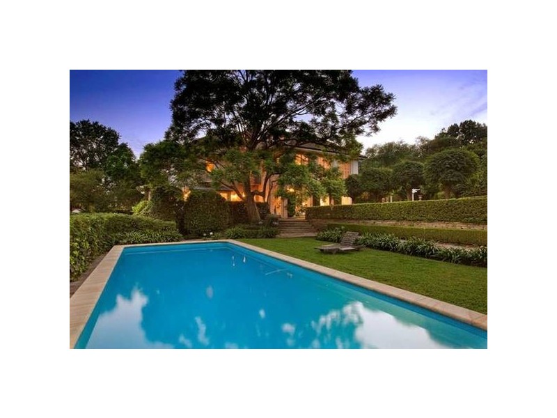 41 Ku-ring-gai Avenue, Turramurra NSW 2074