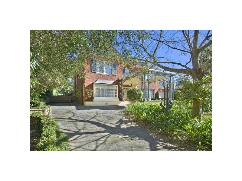 10 Macquarie Road, Pymble NSW 2073