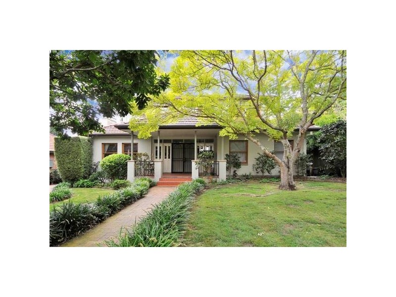69 Fairlawn Avenue, Turramurra NSW 2074