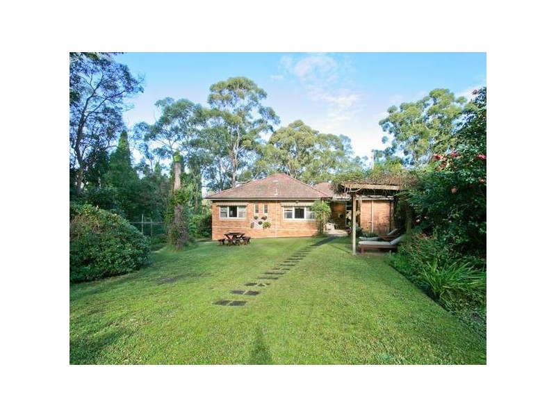 112 Burns Road, Wahroonga NSW 2076