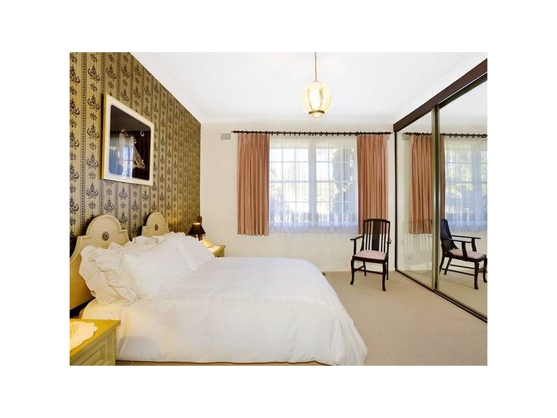 2 Gemas Place, St Ives NSW 2075