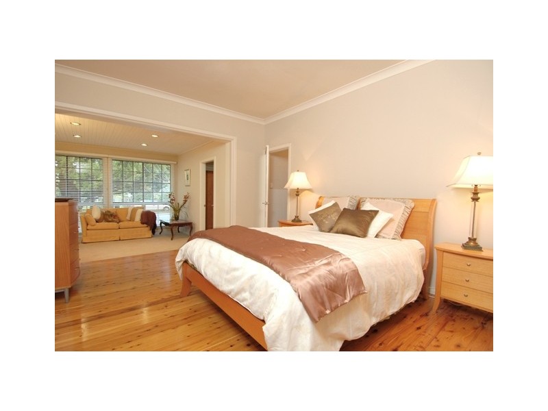 100 Collins Road, St Ives NSW 2075