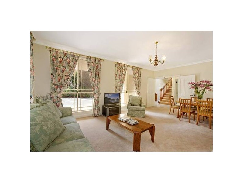 53 Gilroy Road, Turramurra NSW 2074