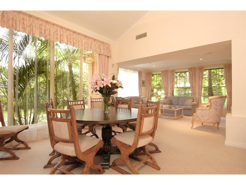 92 Warrimoo Avenue, St Ives NSW 2075