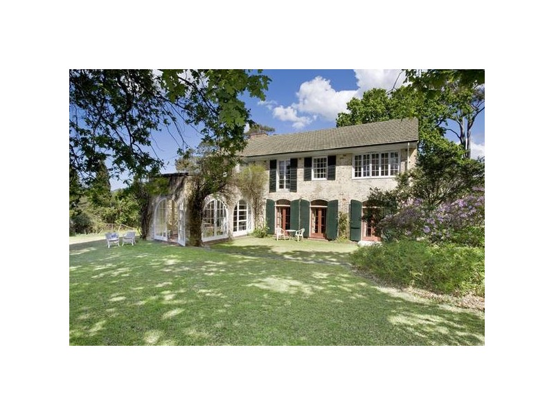 11 Harrington Avenue, Warrawee NSW 2074