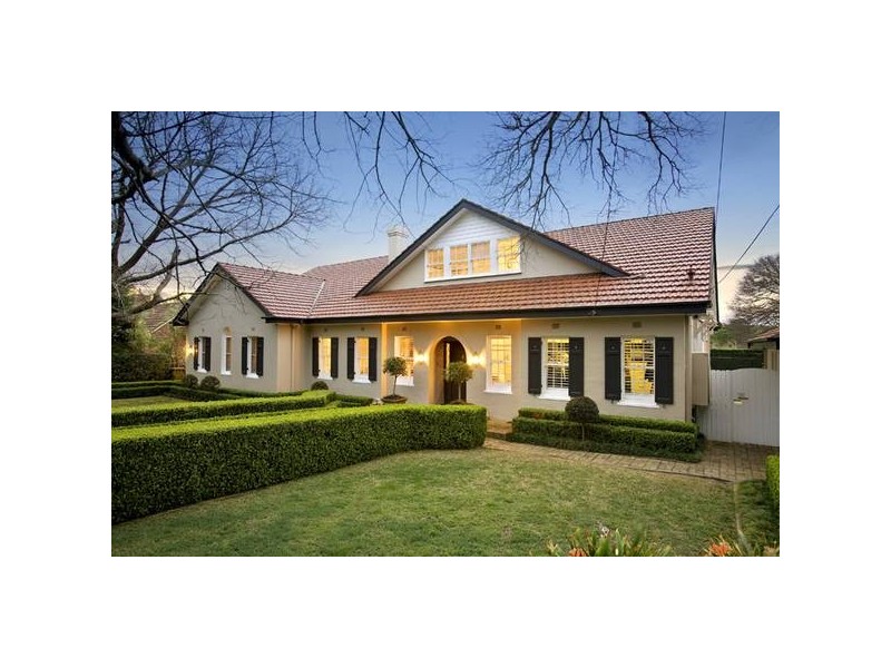 4 Laurel Avenue, Turramurra NSW 2074