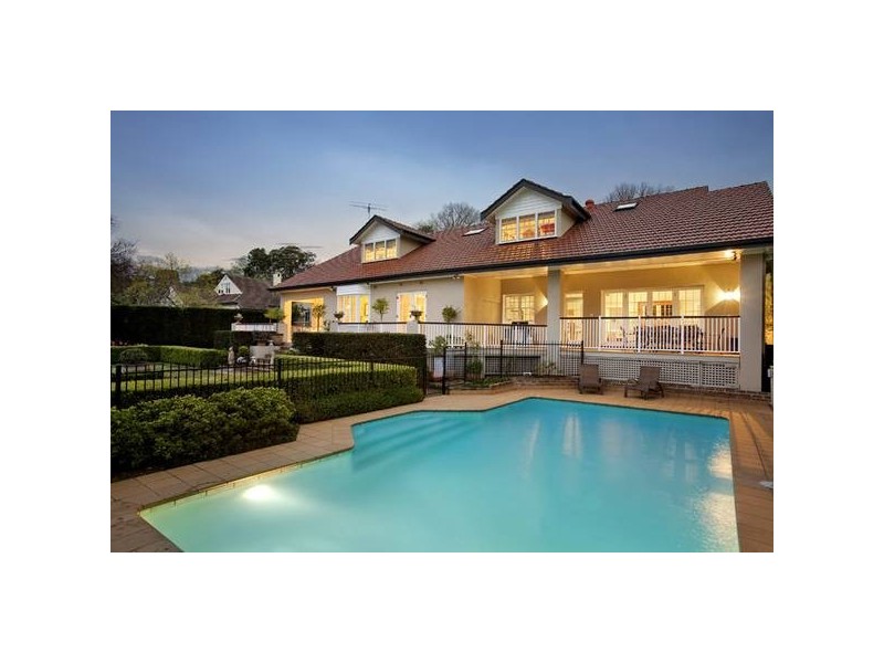 4 Laurel Avenue, Turramurra NSW 2074