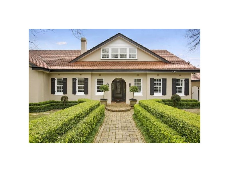 4 Laurel Avenue, Turramurra NSW 2074