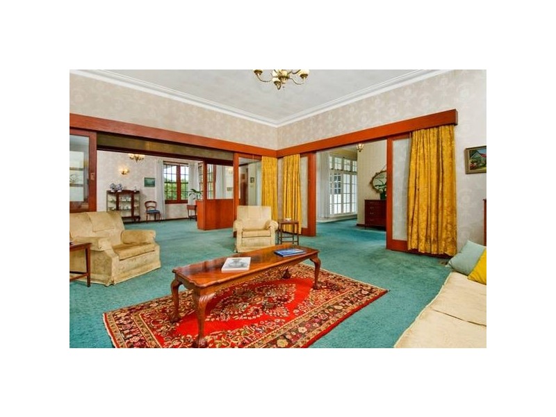 28 Chilton Parade, Warrawee NSW 2074