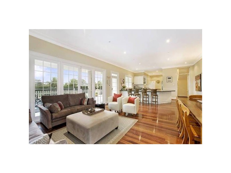 Laurel Avenue, Turramurra NSW 2074