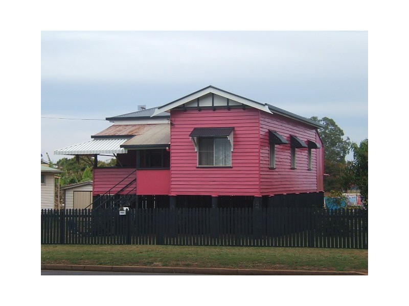 162 Churchill Street, Childers QLD 4660