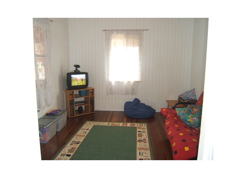 162 Churchill Street, Childers QLD 4660