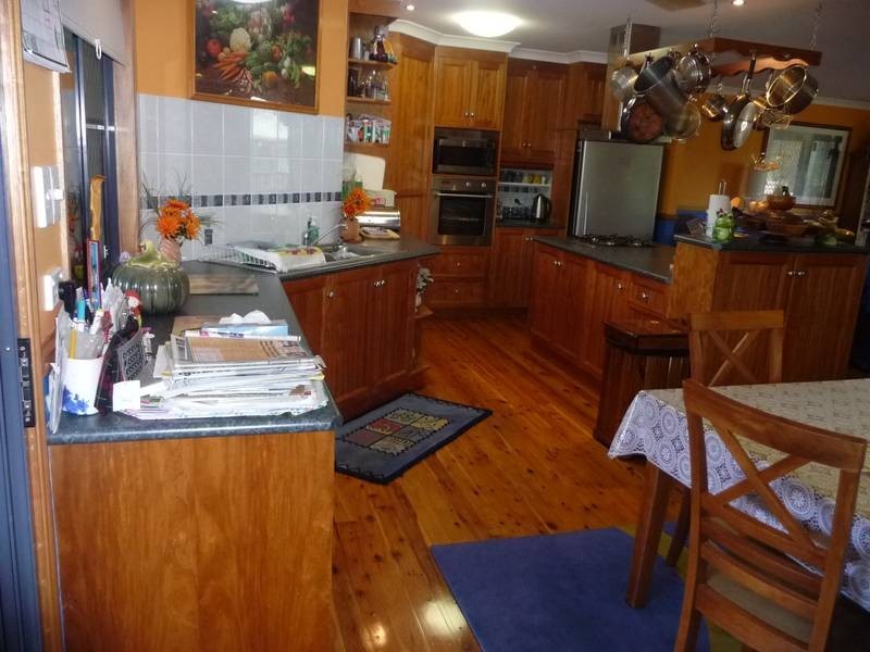 17 SNAPPER COURT, Woodgate QLD 4660