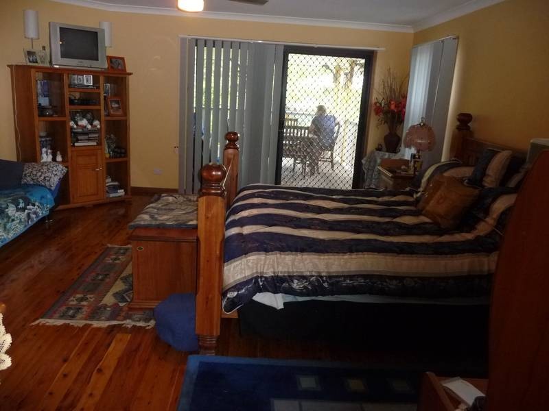 17 SNAPPER COURT, Woodgate QLD 4660